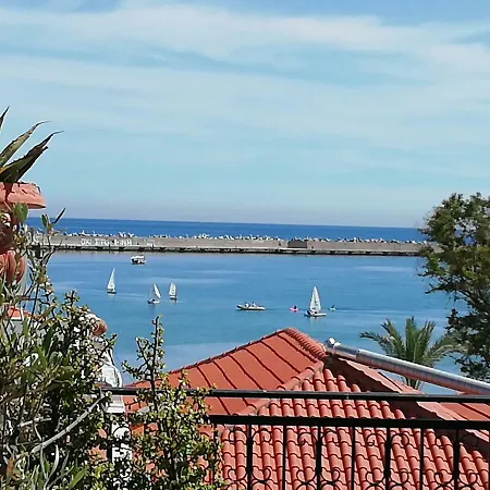Nikoleon Historical Center And Sea View House Апартаменты Ретимно