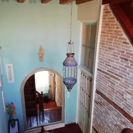 Nikoleon Historical Center And Sea View House